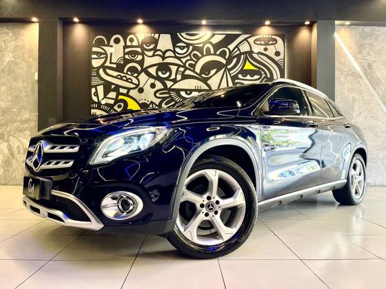 MERCEDES-BENZ GLA 200 1.6 CGI FLEX ENDURO 7G-DCT